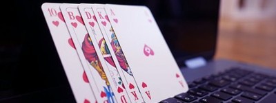 Играйте на реальные деньги в онлайн-казино Slot City на игровом автомате 10.