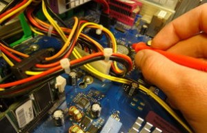 Midea空调售后服务电话(探索美的空调售后服务：联系方法、支持选项和常见问题解答)